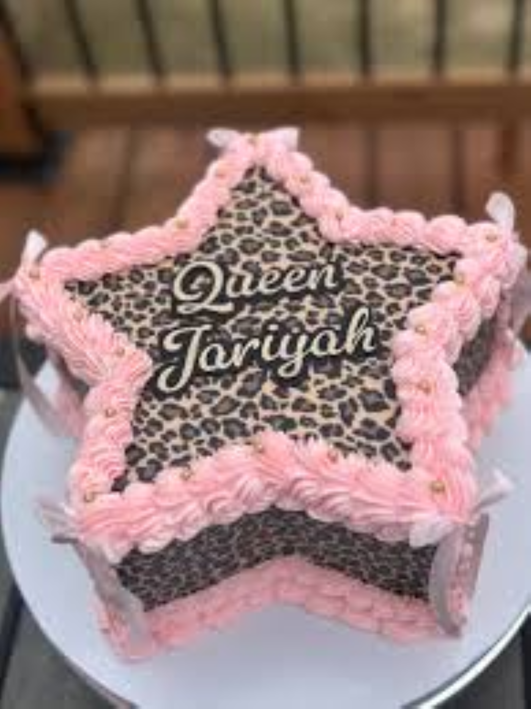 STAR QUEEN CAKE 12PACK